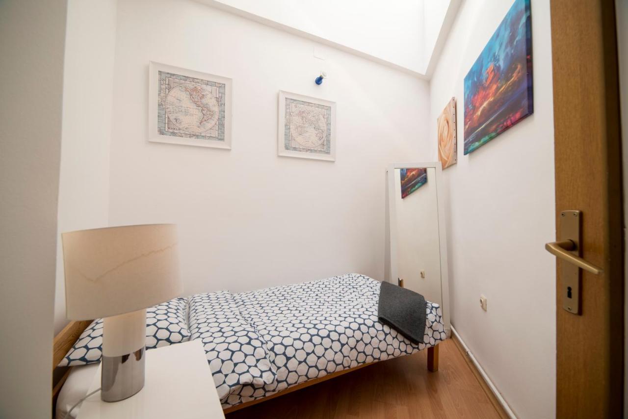 Octogon Apartment Zagreb Exterior foto